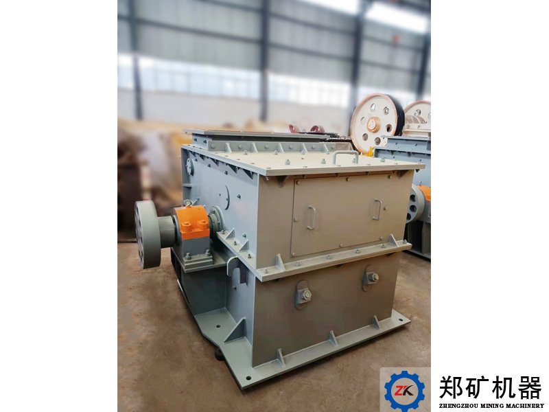 甘肅蘭州環(huán)錘破碎機PCH0606破碎鹽塊項目